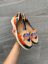 Load image into Gallery viewer, ASTROS SHOES BLUE HEART (COLORS) TAN 1