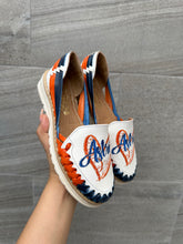Load image into Gallery viewer, ASTROS SHOES ORANGE HEART (COLORS) WHITE