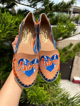 Load image into Gallery viewer, ASTROS SHOES BLUE HEART (COLORS) TAN 2