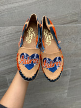 Load image into Gallery viewer, ASTROS SHOES BLUE HEART (COLORS) TAN 1