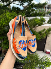 Load image into Gallery viewer, ASTROS SHOES BLUE HEART (COLORS) TAN 1