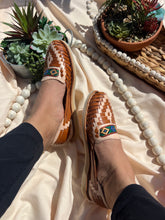 Load image into Gallery viewer, Cajeta embroidery huaraches