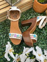 Load image into Gallery viewer, Chula Heels White