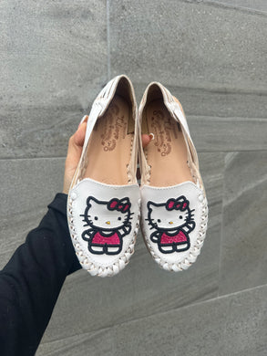 Hello kitty white (red dress)