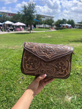 Load image into Gallery viewer, New Crossbody/fanny pack leather bag