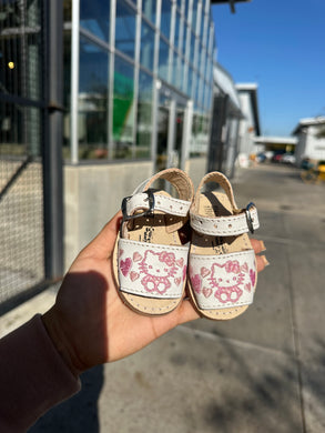 Hello kitty white baby/kids