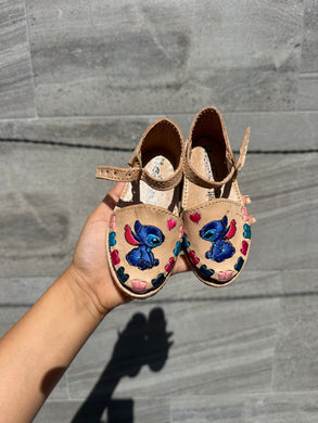 Stitch girls huaraches