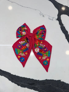 bow coquette