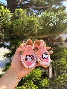 Hello kitty pink baby/kids (closed toe/ heart)