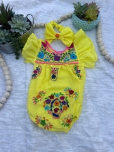Load image into Gallery viewer, Baby onesie outfit (new new)