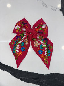bow coquette