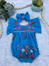 Load image into Gallery viewer, Baby onesie outfit (new new)