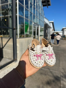 Coquette/ bow Hello kitty white baby/kids