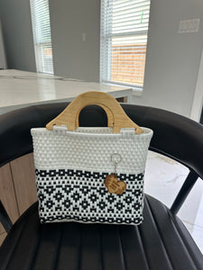 small eco friendly handbag with wood handles(mercado bag)