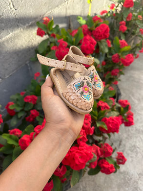 flower kid/baby tan (closed toe)