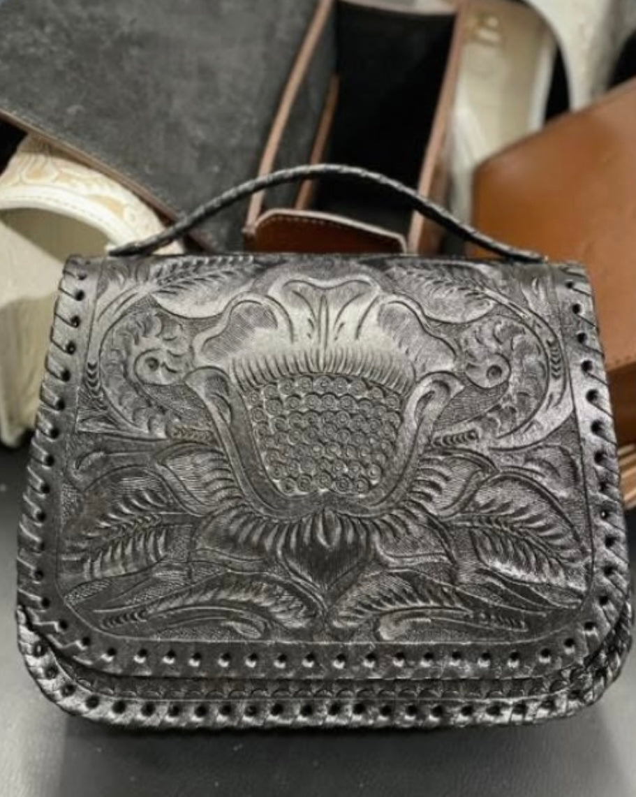 Mila Crossbody