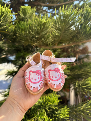 Hello kitty white baby/kids (closed toe)