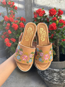 1 flower embroidery tan platform
