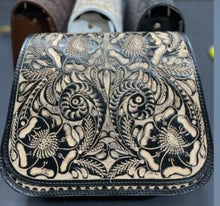Load image into Gallery viewer, Amelia Crossbody