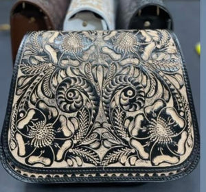 Amelia Crossbody