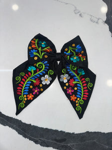 bow coquette
