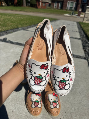 Hello kitty brown strawberry(white)