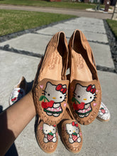Load image into Gallery viewer, Hello kitty brown cherry