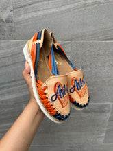 Load image into Gallery viewer, ASTROS SHOES ORANGE HEART (COLORS) TAN 1