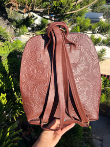 Paris Backpack Cowhide Cincelada