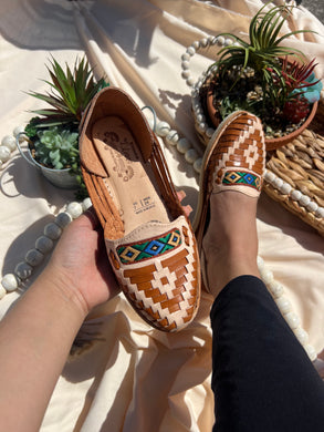 Cajeta embroidery huaraches