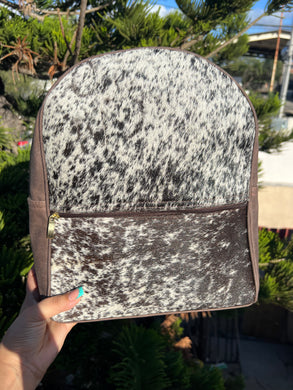 Regular size cowhide backpack