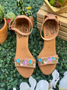 Chula Small Heel Tan