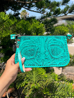 Elisa Hand Wristlet Turquoise