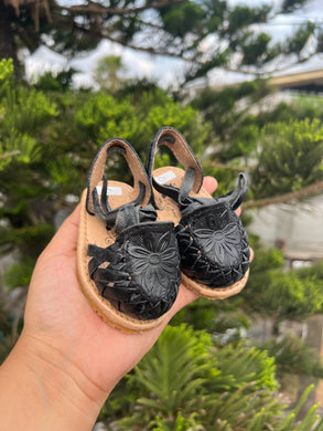 Girasol Black Lace Up kids