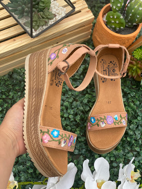 Chula Platform Tan