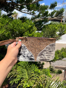 Wristlet cowhide leather