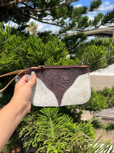 Wristlet cowhide leather