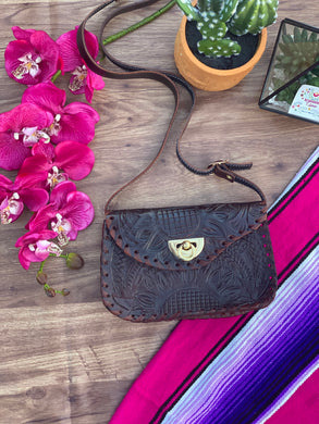 Girasol small crossbody dark brown