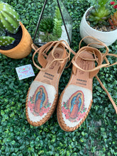 Load image into Gallery viewer, Virgencita lace up tan