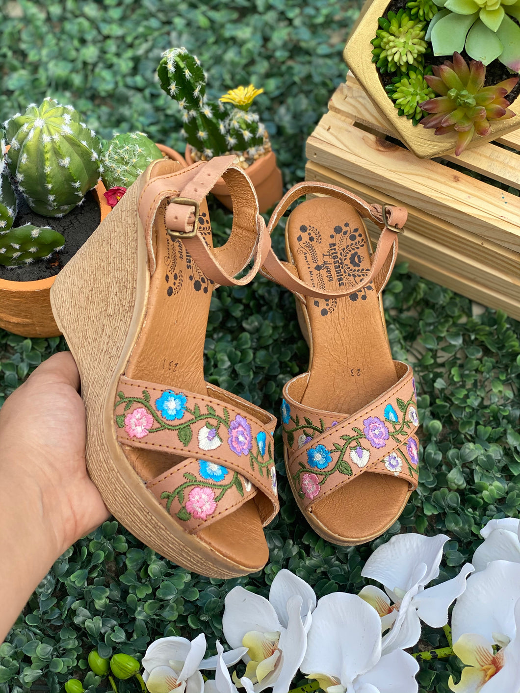 Chula Wedge Tan