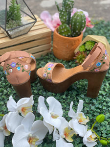 Chula Heels Tan