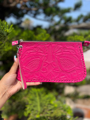 Elisa Hand Wristlet Pink