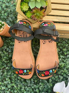 Chula Flats Black