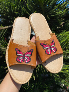 Mariposa sandals