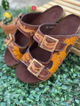 Load image into Gallery viewer, Sunflower tooled sandals