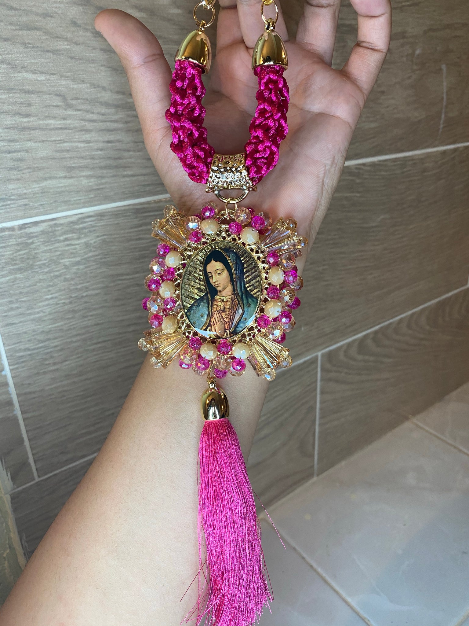 Virgencita car accessories – artesanias liliana