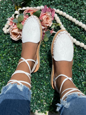 Girasol White Lace Up