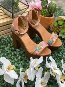 Chula Heels Tan