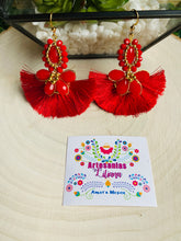 Load image into Gallery viewer, Aretes Blanca/ Earrings