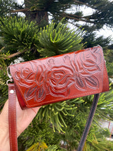 Load image into Gallery viewer, Rose Crossbody Brown